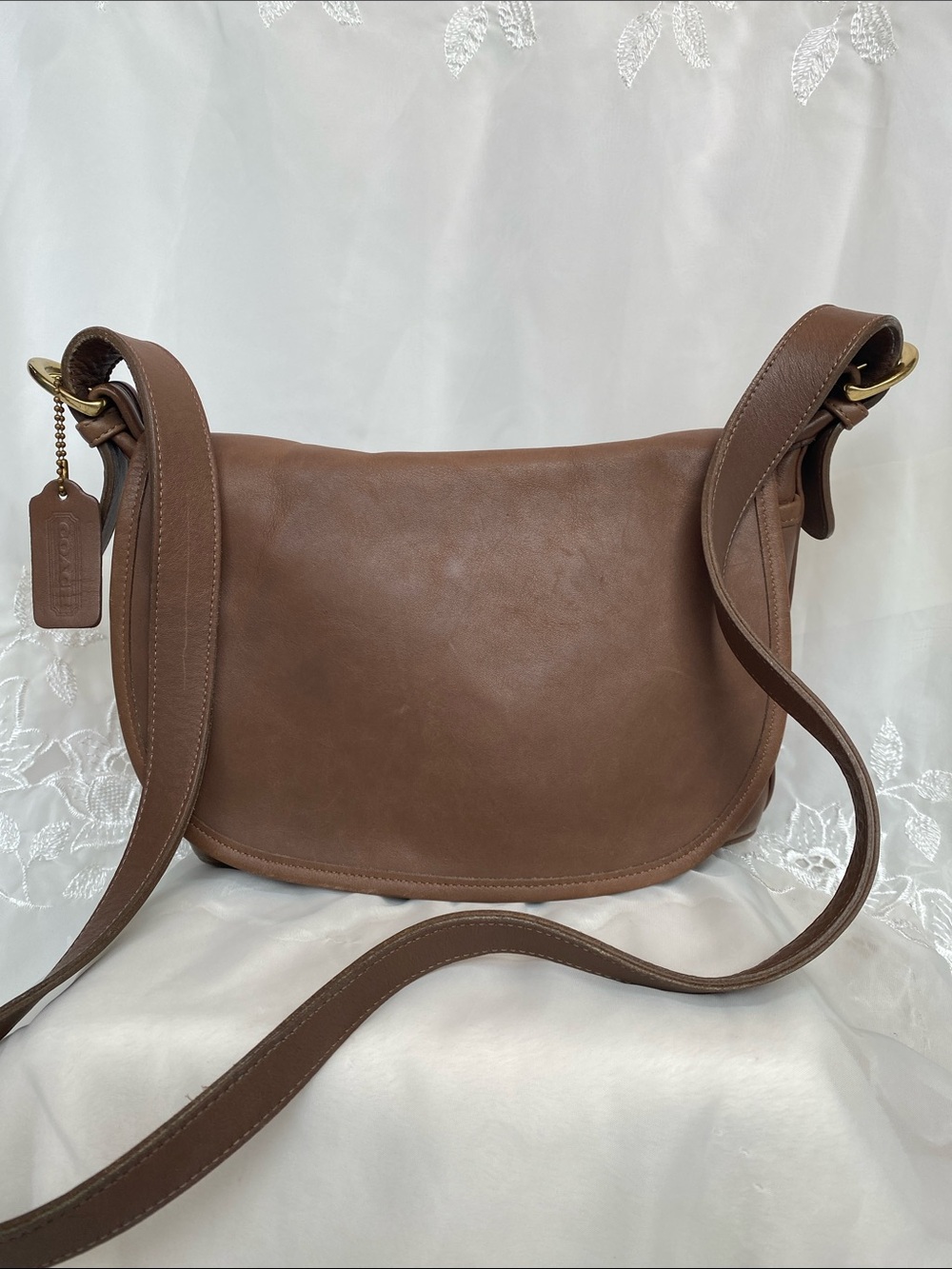Vintage Coach 4150 Fletcher Brown Leather Saddle Bag Crossbody Purse